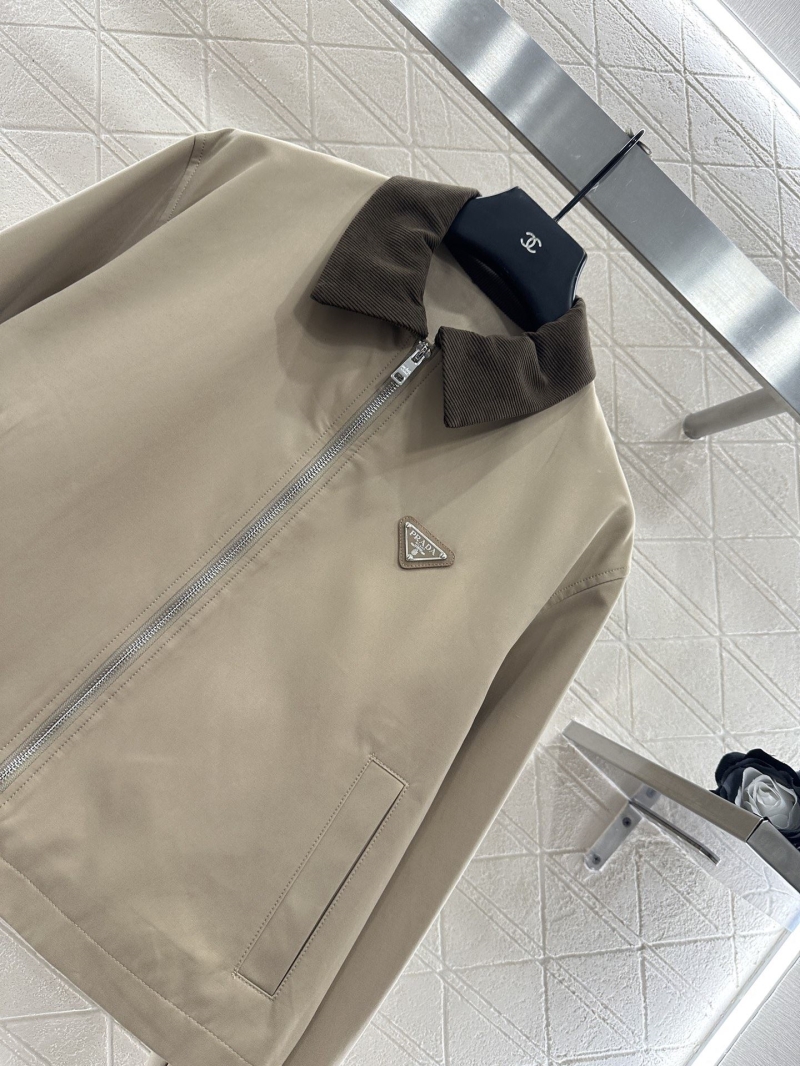 Pra*a outwear